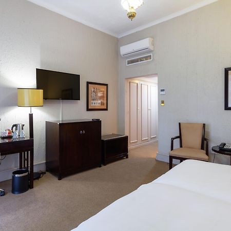 Holiday Inn - Johannesburg Sunnyside Park, An Ihg Hotel Εξωτερικό φωτογραφία