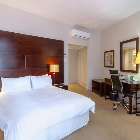 Holiday Inn - Johannesburg Sunnyside Park, An Ihg Hotel Εξωτερικό φωτογραφία