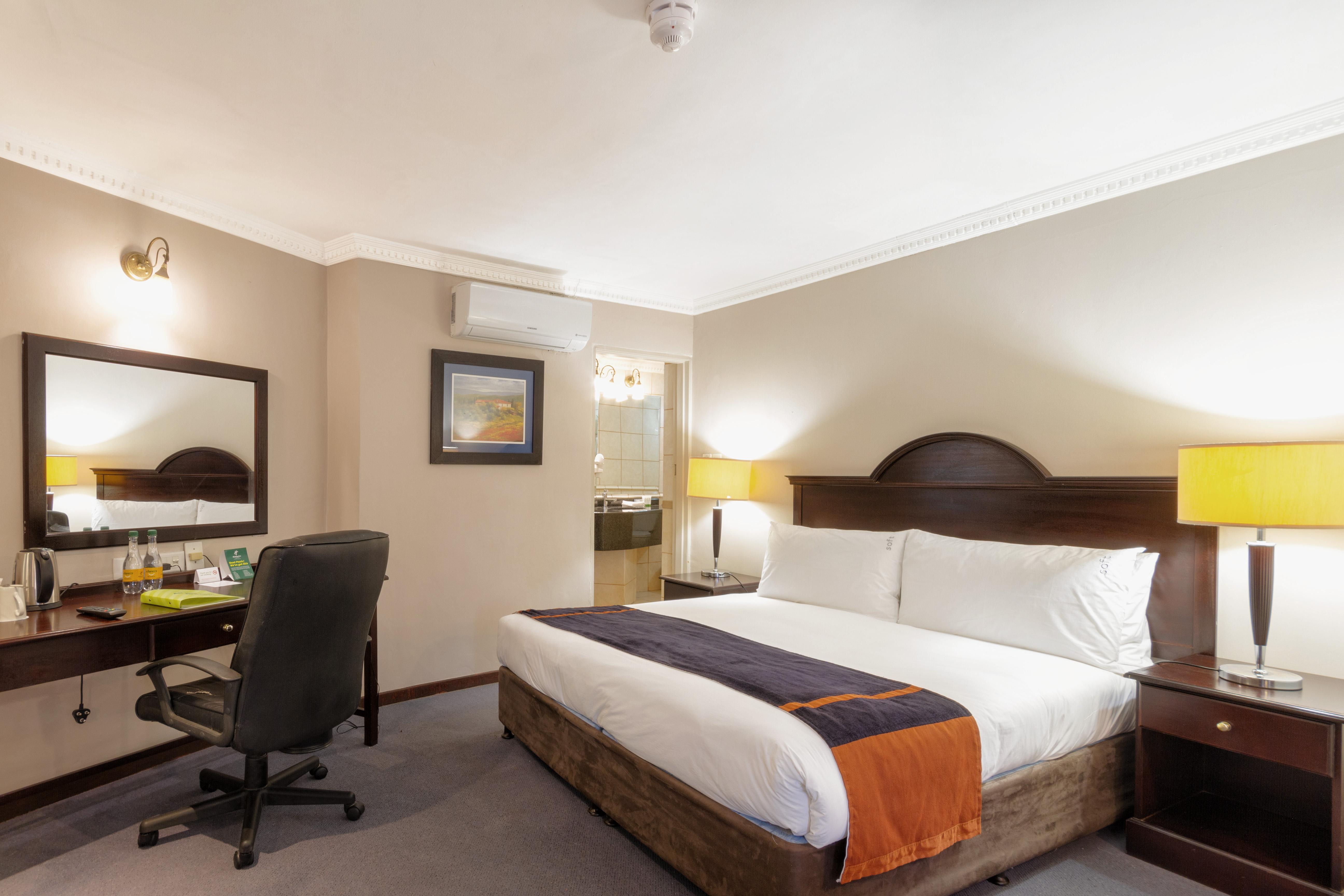 Holiday Inn - Johannesburg Sunnyside Park, An Ihg Hotel Εξωτερικό φωτογραφία