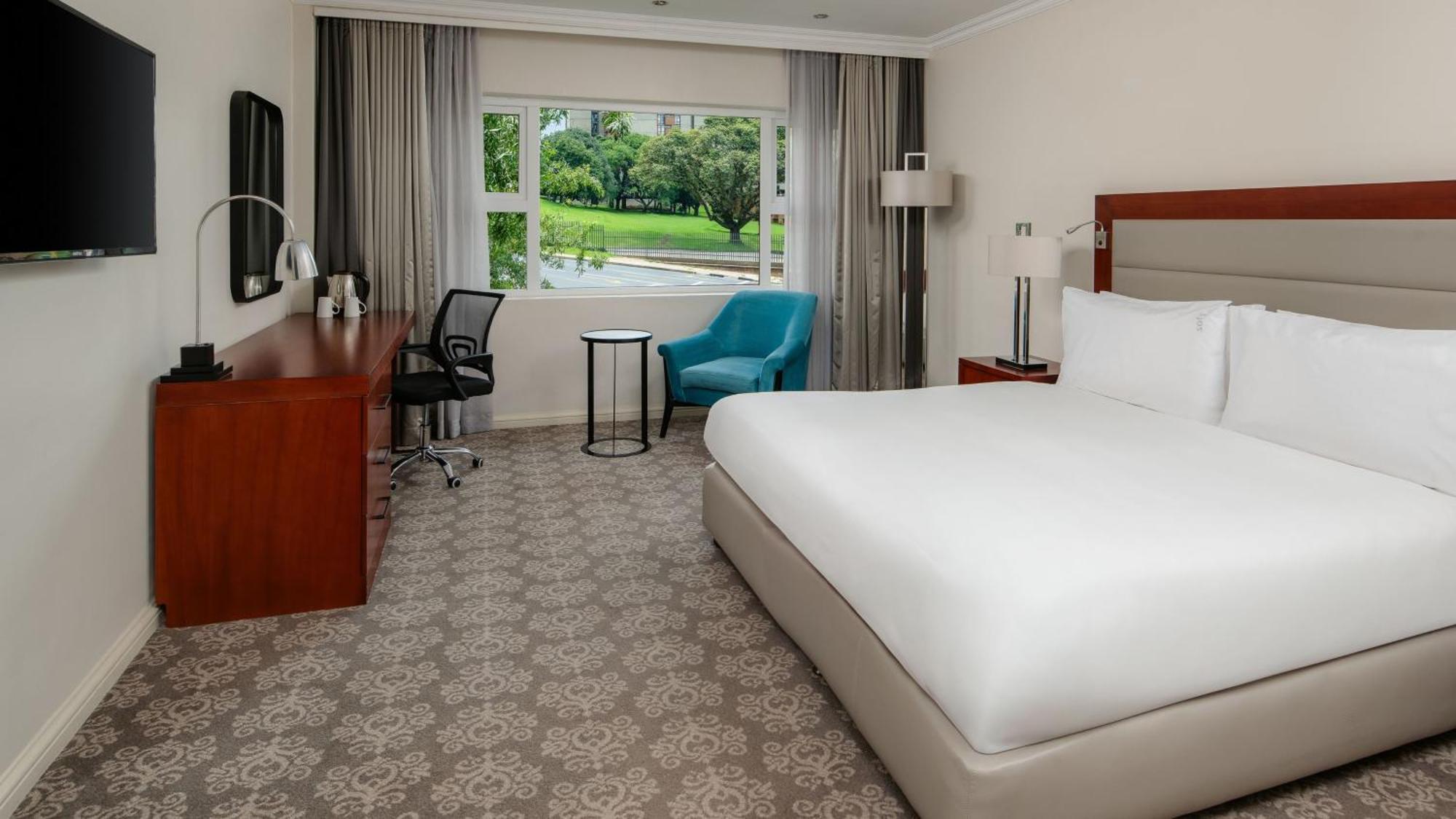 Holiday Inn - Johannesburg Sunnyside Park, An Ihg Hotel Εξωτερικό φωτογραφία