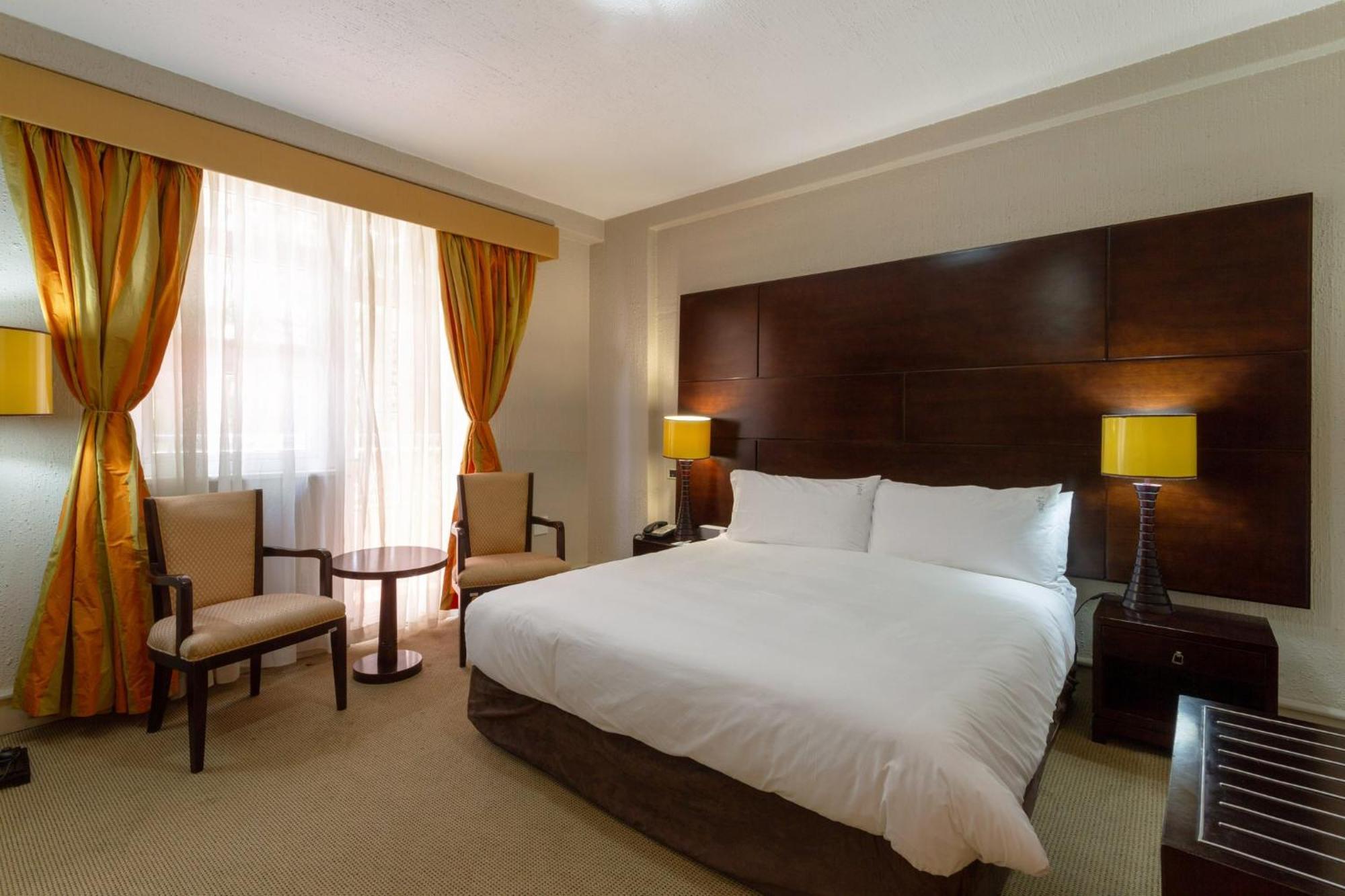 Holiday Inn - Johannesburg Sunnyside Park, An Ihg Hotel Εξωτερικό φωτογραφία